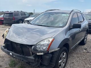 2014 Nissan Rogue Select S - Exterior Front Left Corner Image